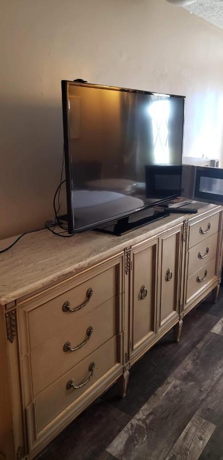 Deer Creek Motel Cambridge Bagian luar foto